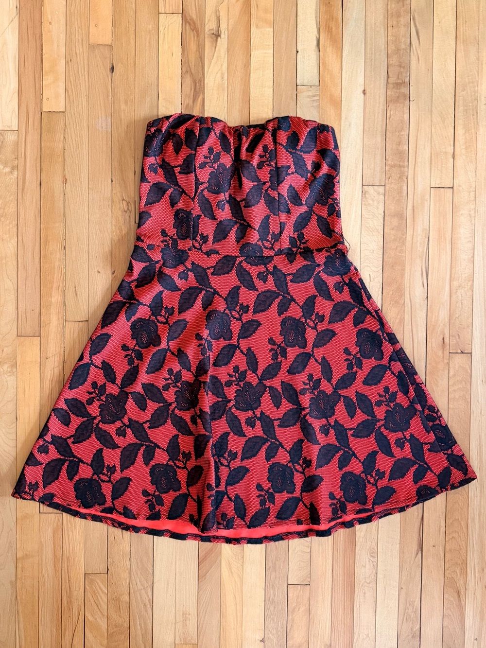 Strapless Red Dress with Black Floral Lace Pattern
